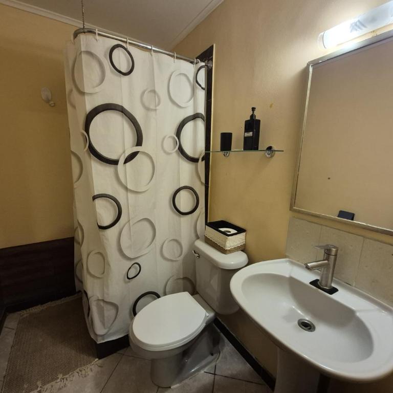 Hostal Oasis - Double Room with Private Bathroom - 3