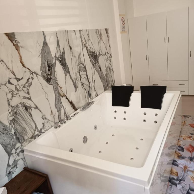casa colombo - Appartamento con 2 Camere da Letto - 2