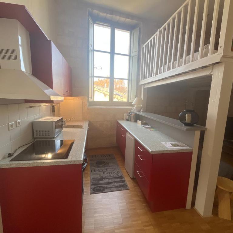 Yani - Grand studio intra-muros cadre exceptionnel - One-Bedroom Apartment - 20