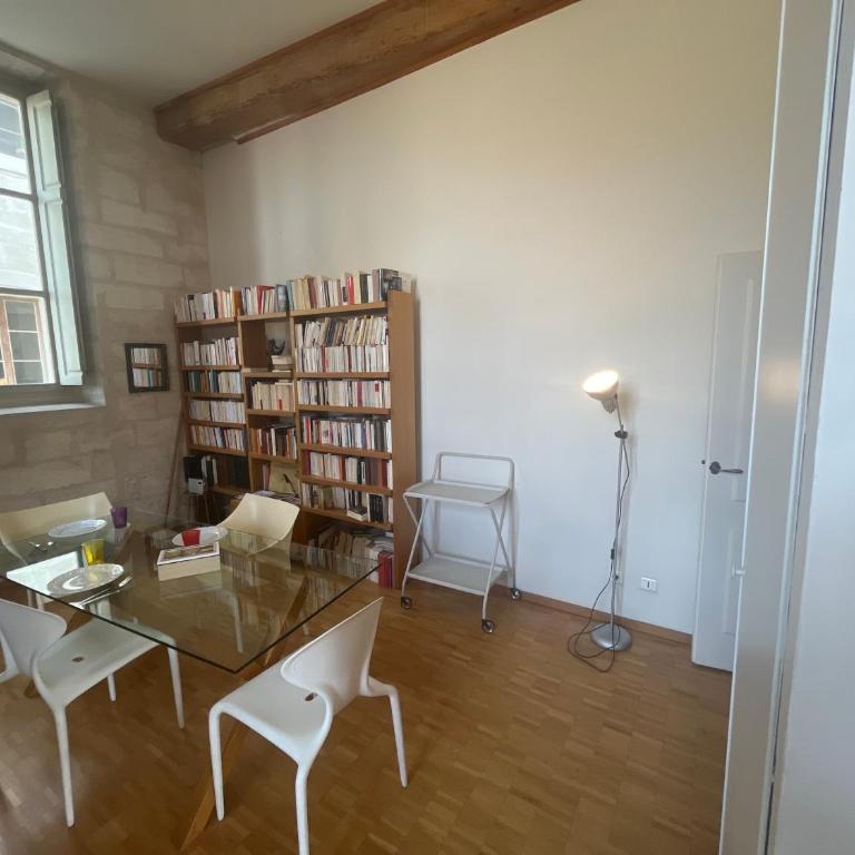 Yani - Grand studio intra-muros cadre exceptionnel - One-Bedroom Apartment - 23