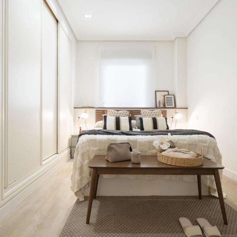 Apartamento en Reyes Católicos - Apartamento de 1 dormitorio - 12