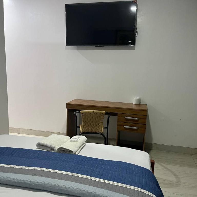 Hostal Huella - Habitación Doble Superior - 4