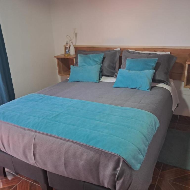 Hostal Malú - Double Room with Private Bathroom - 17