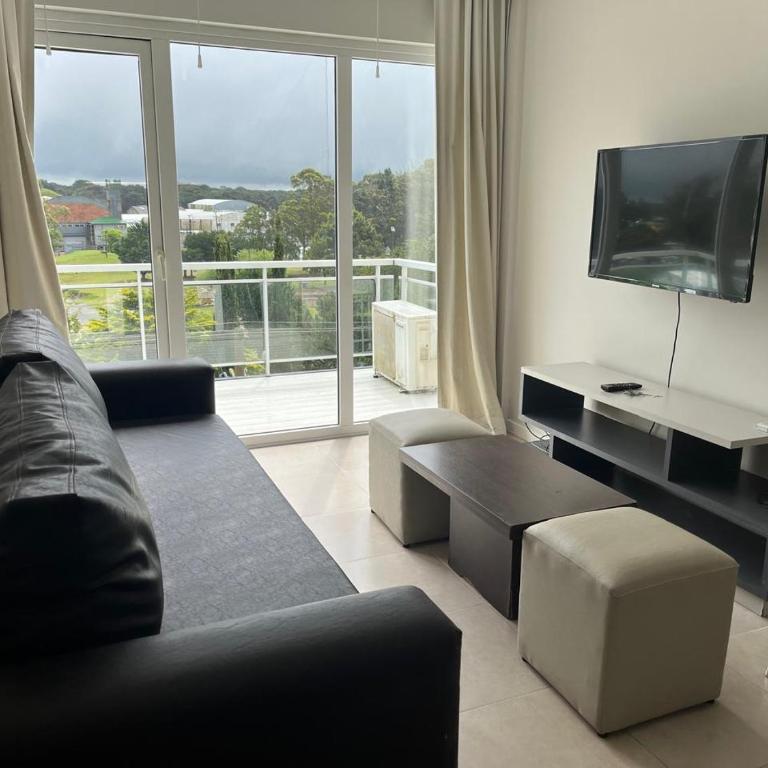 Departamento Tres Ambientes 11-58-48-15-39 - Two-Bedroom Apartment - 3