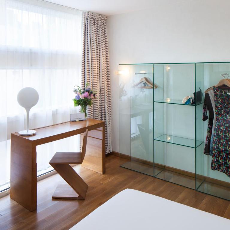 Hôtel La Pérouse - Chambre Supérieure - 1