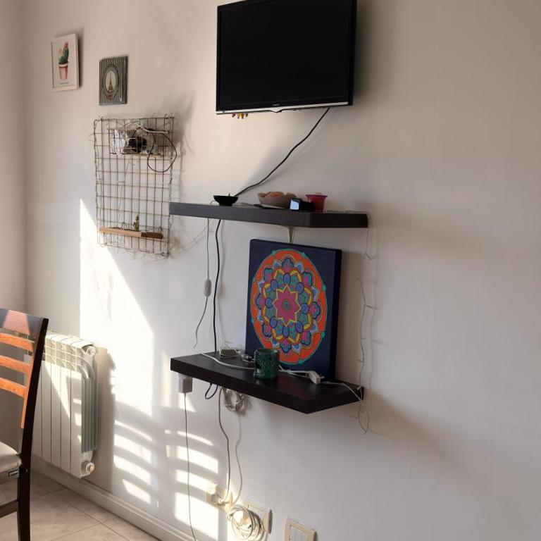 Luminoso departamento en La Perla a tres cuadras del mar, para 3 personas con espacio cochera incluida - One-Bedroom Apartment - 8