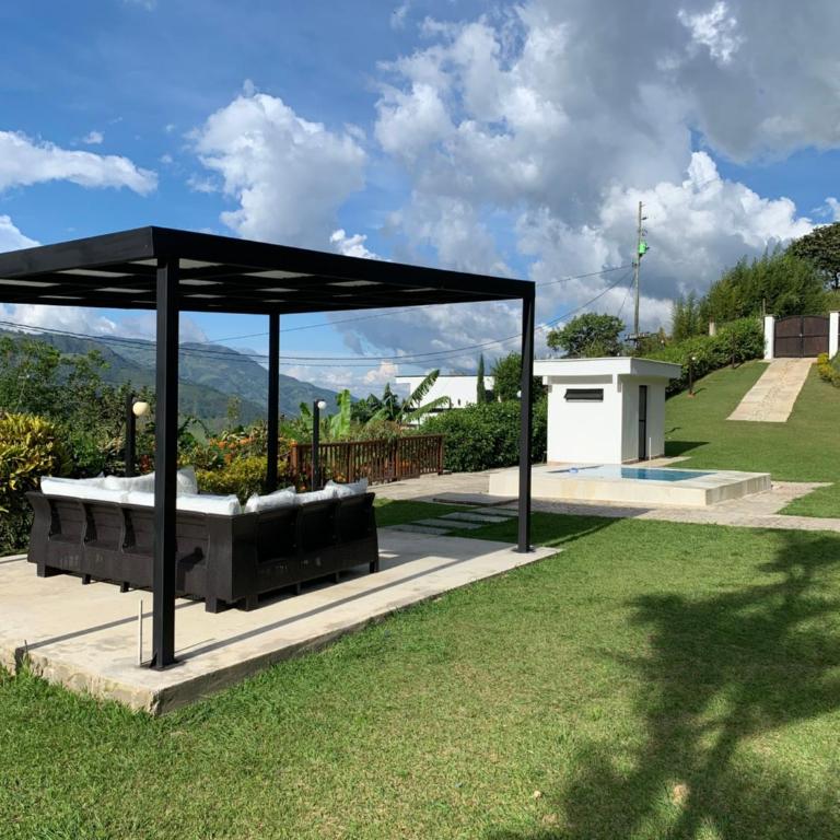 FINCA LA MIEL en Barbosa Antioquia - Three-Bedroom House - 26