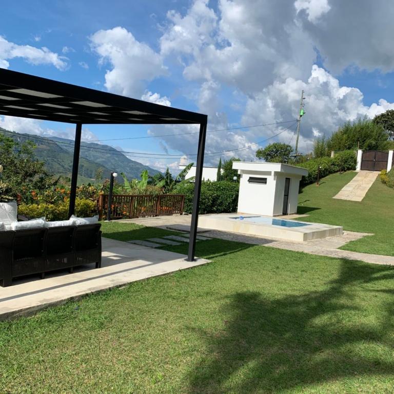 FINCA LA MIEL en Barbosa Antioquia - Three-Bedroom House - 27