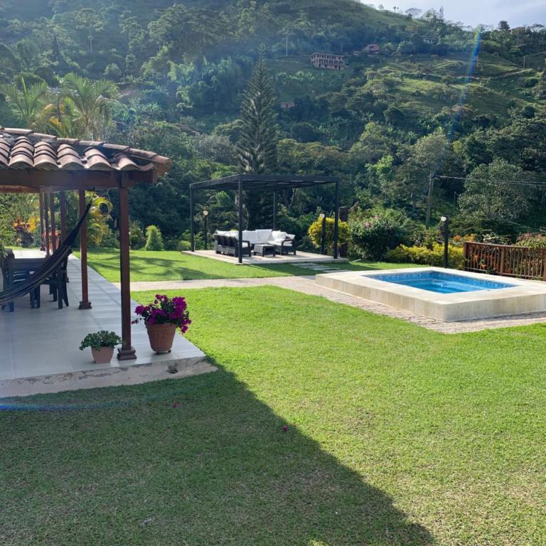 FINCA LA MIEL en Barbosa Antioquia - Three-Bedroom House - 30