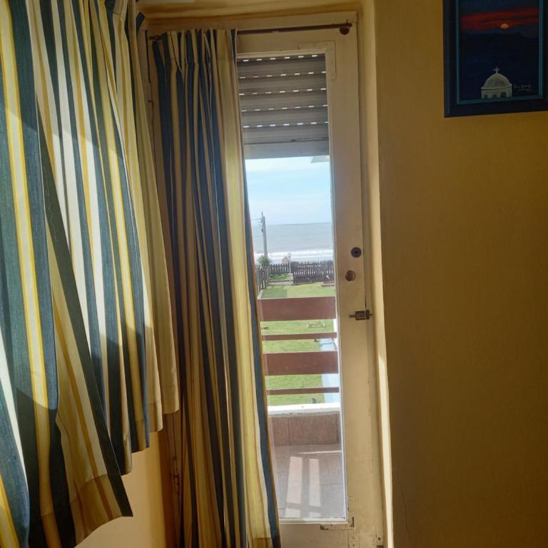 Gesell 2 frente al mar - One-Bedroom Apartment - 4