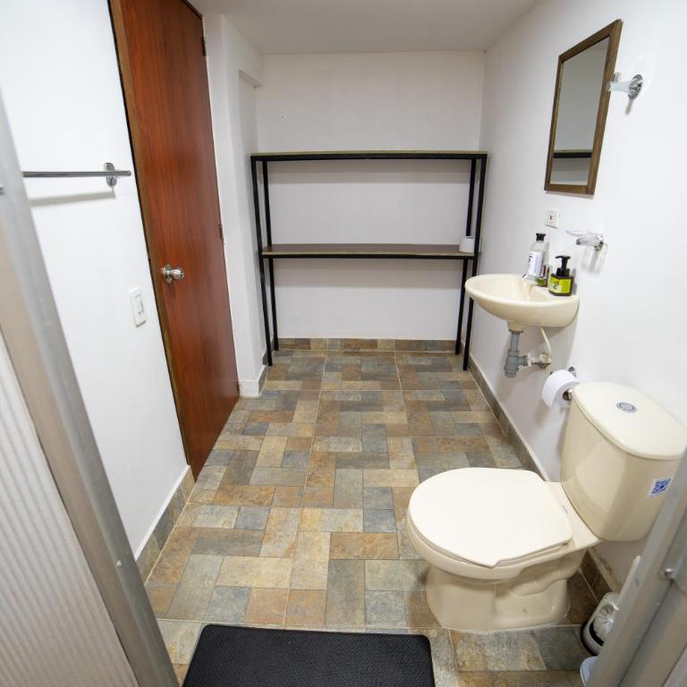 Calle Real House - Three-Bedroom House - 8