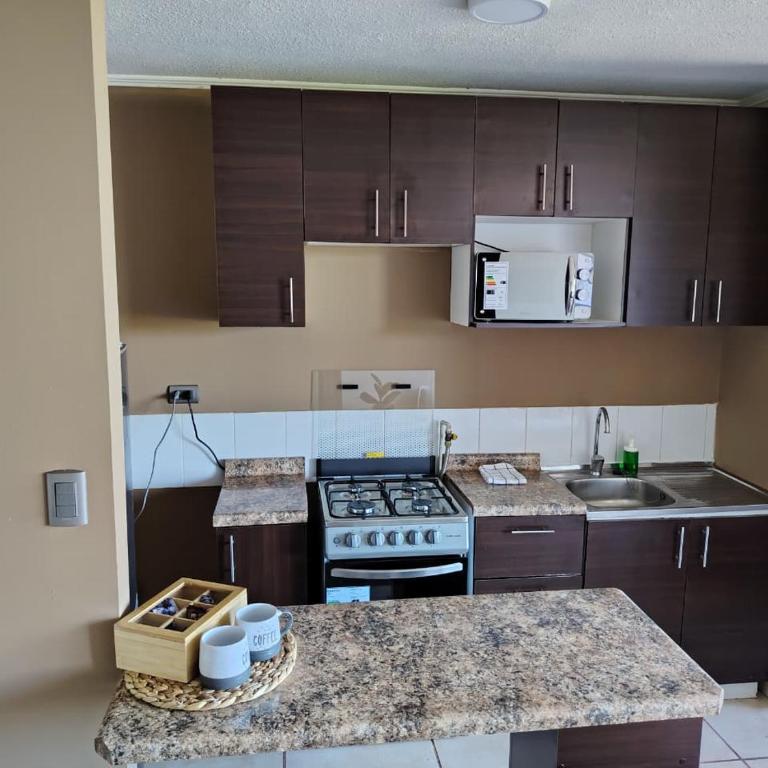 Departamento en Talca con 3D-2B y estacionamiento - Three-Bedroom Apartment - 10