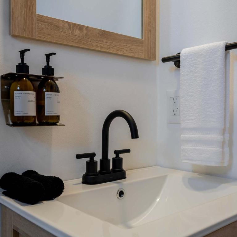 AC Studio Near Nightlife and Beach - Apartamento - 18