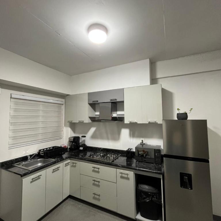 New furnished apartment near BBVA Stadium - Three-Bedroom Apartment - 22