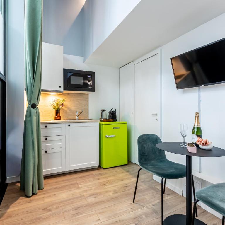 Sweett - Studio Brune - Monolocale su 2 Livelli - 1