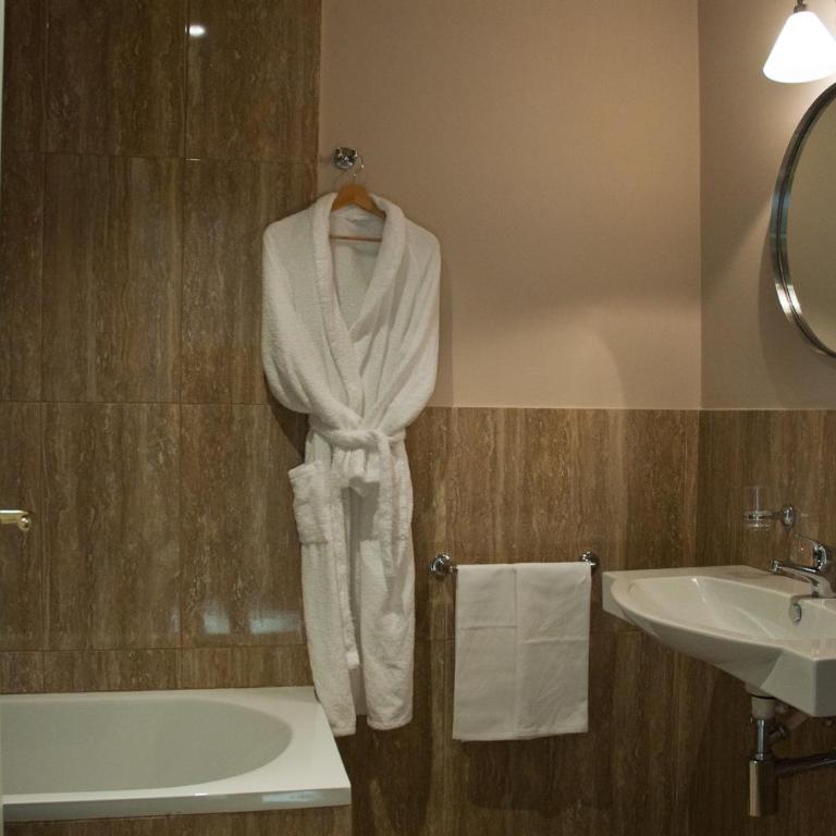 Nove Guest House - Deluxe Room - 8