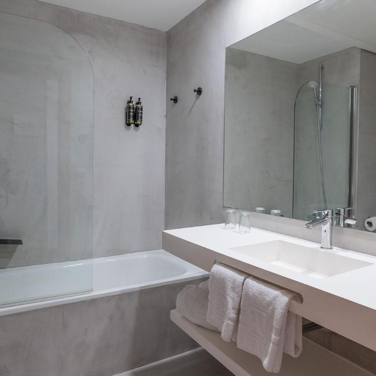 Eurostars Amara - Habitación Deluxe - 5