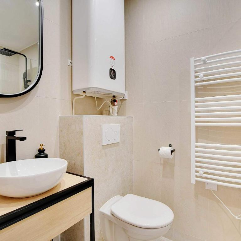 Faubourg saint denis Charmant appartement 4P - Apartamento - 2