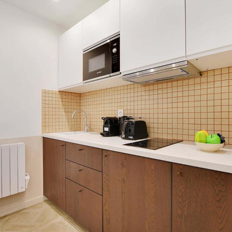 Faubourg saint denis Charmant appartement 4P - Apartamento - 15