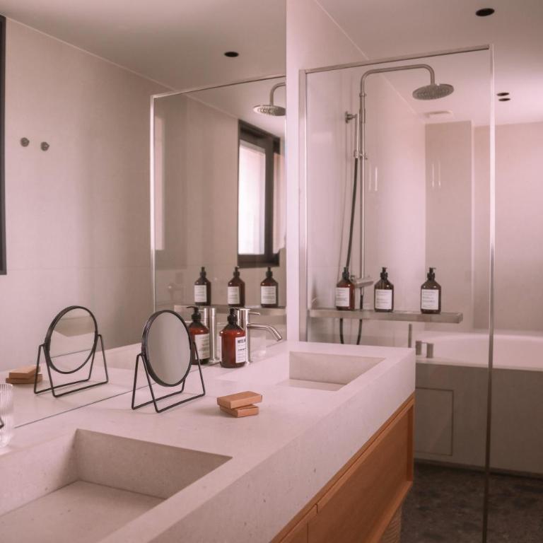 Hotel Moderne - Suite avec Vue Panoramique sur la Mer - 20