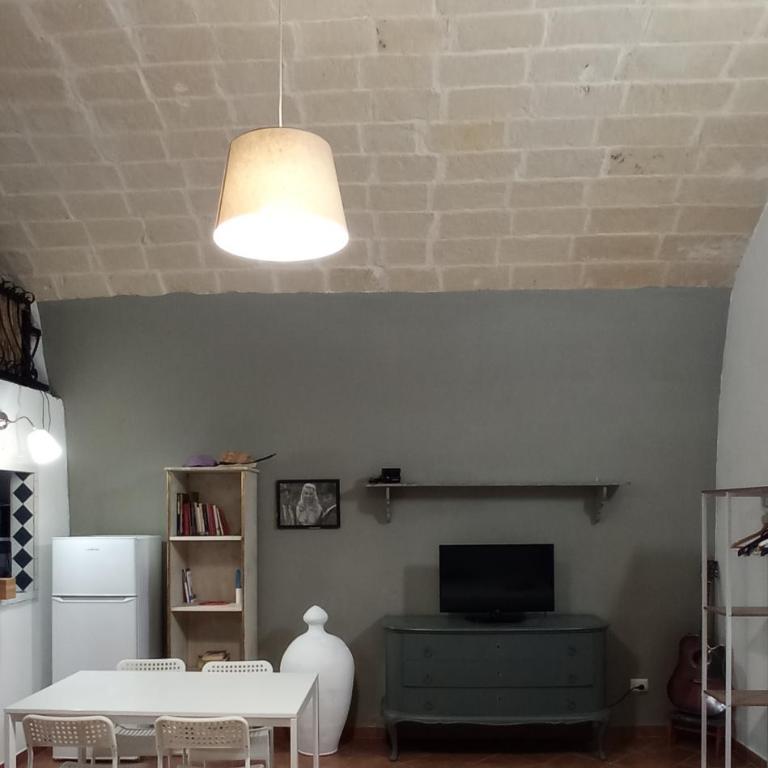 Palazzo Saraceno apartments-Antico Rifugio - One-Bedroom Apartment with Terrace - 6