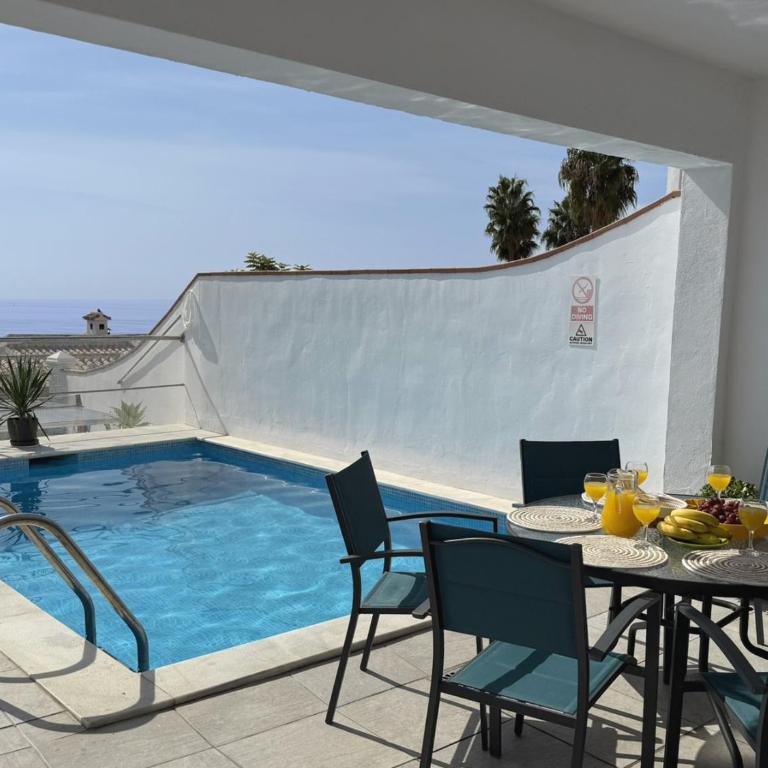 Nerja Paradise Rentals - Villa Azalea - Villa - 3