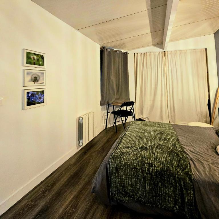 Maison Duplex Confort-Coté Cour et Jardins-Centre Gare - Maison 1 Chambre - 30