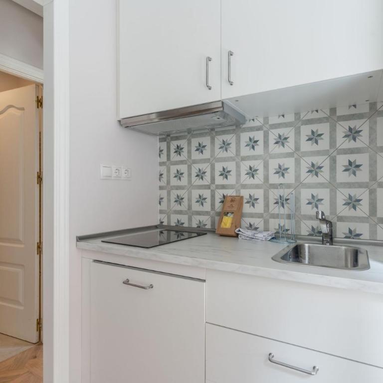 Bright cozy-2bedrooms 1bath-Anton Martin - Apartamento de 2 dormitorios - 12