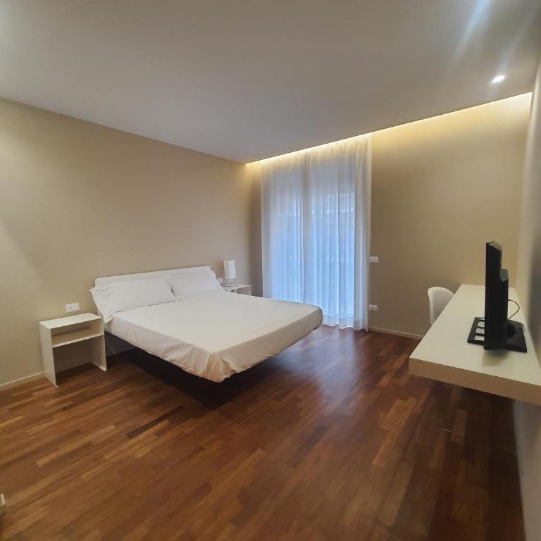 Home 15 Residence Hotel - Double Room with Private Bathroom - 7