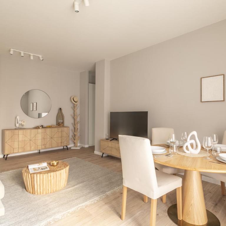 Thea Apartment by WelcHome - Appartamento con 2 Camere da Letto - 3
