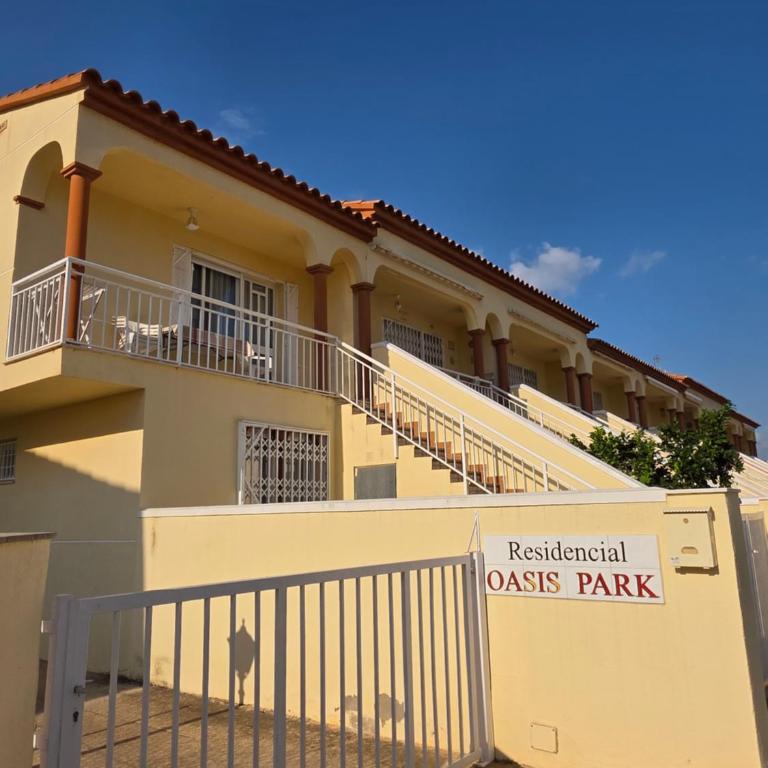 Alquileres Figuerola Oasis Park - Two-Bedroom Apartment - 1