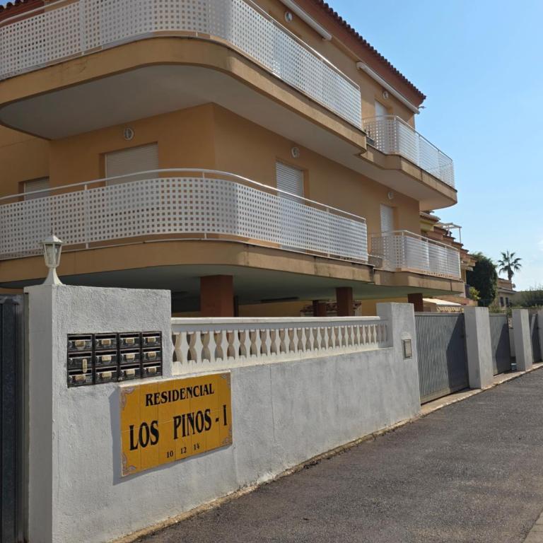 Alquileres Figuerola Los Pinos - Apartamento de 2 dormitorios - 2