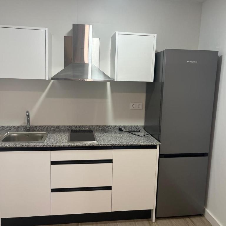 Alameda Apartments Calle Mayor - One-Bedroom Apartment - 2