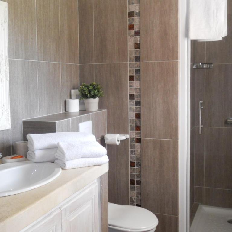 B&B La Badelle - Chambre Double avec Salle de Bains Privative - 4