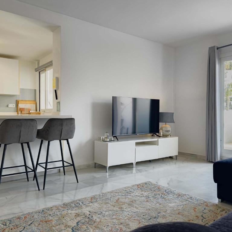 Ivy Residence 4 Nueva Andalucia Pool - Apartamento - 5
