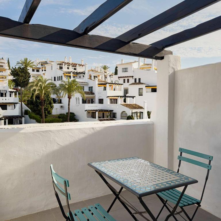 Ivy Residence 4 Nueva Andalucia Pool - Apartamento - 11