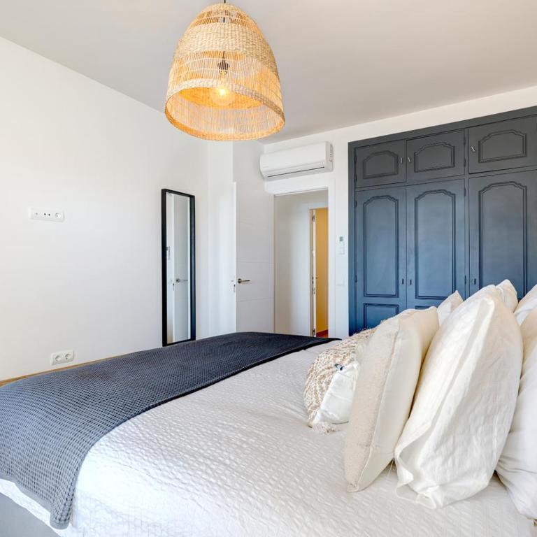 Renovated apt Casaris big balcony and sea view - Apartamento de 3 dormitorios - 20