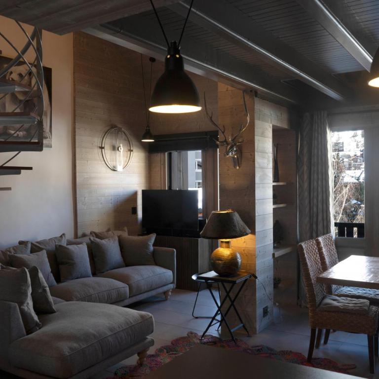 Résidence VAL VILLAGE, skis aux pieds, Duplex 3 chambres 75 m2 - by MONTBLANC LODGE - Appartement 3 Chambres - 2