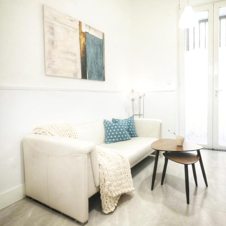 Cozy APT WiFi 4 PAX 15 min Puerta del Sol - Two-Bedroom Apartment - 2