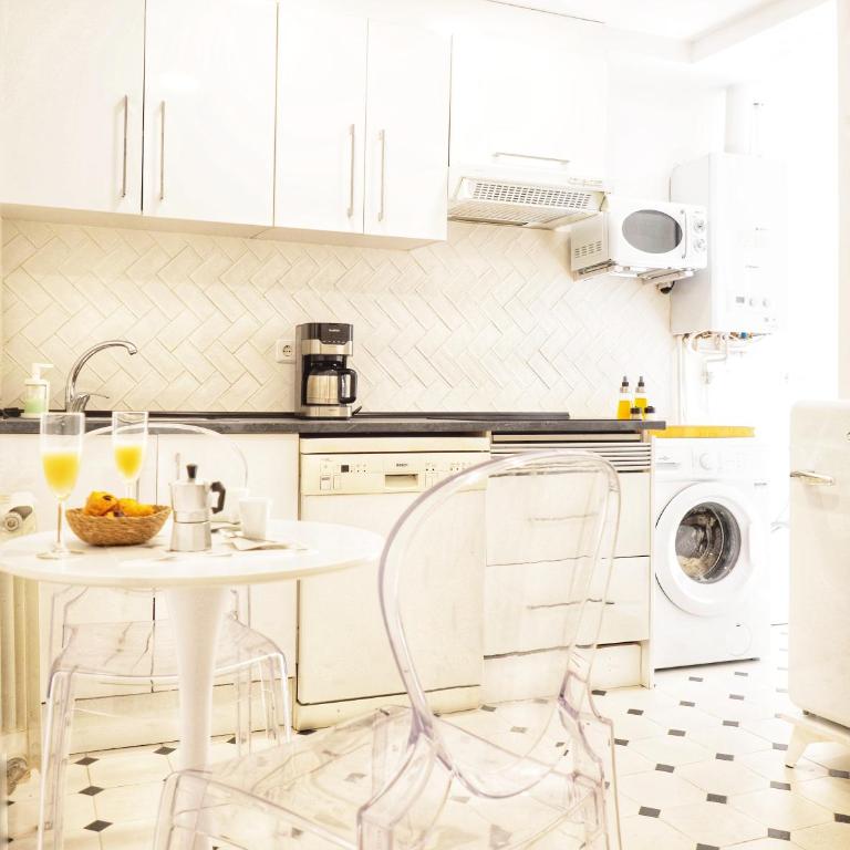 Cozy APT WiFi 4 PAX 15 min Puerta del Sol - Two-Bedroom Apartment - 9