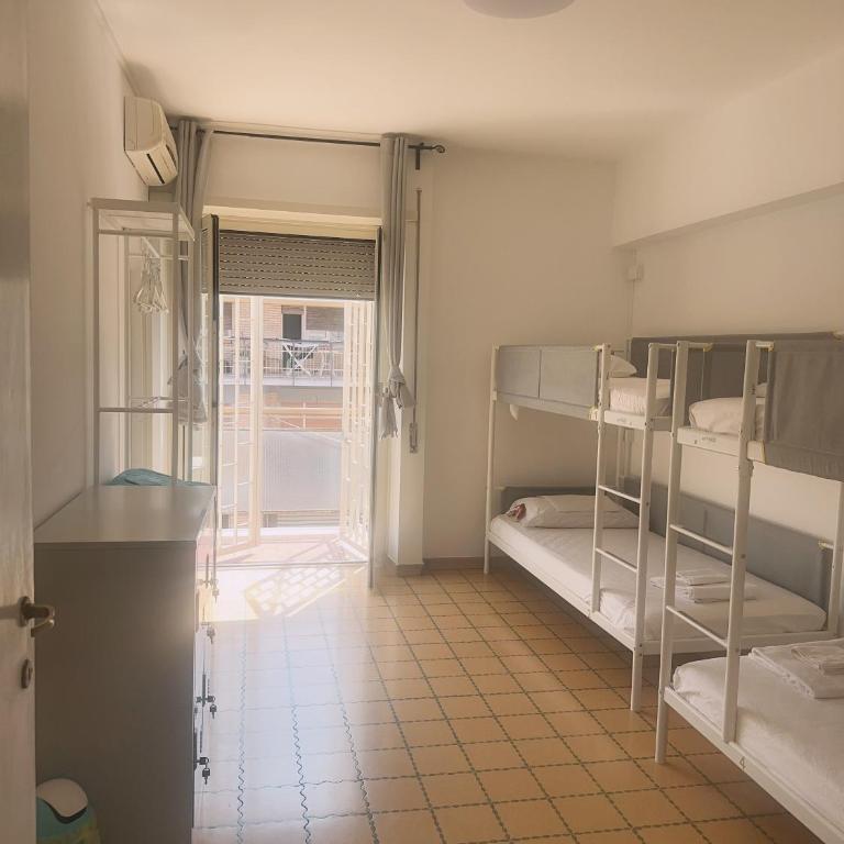 Lisa HOUSE - Posto Letto a Castello in Dormitorio Maschile - 3