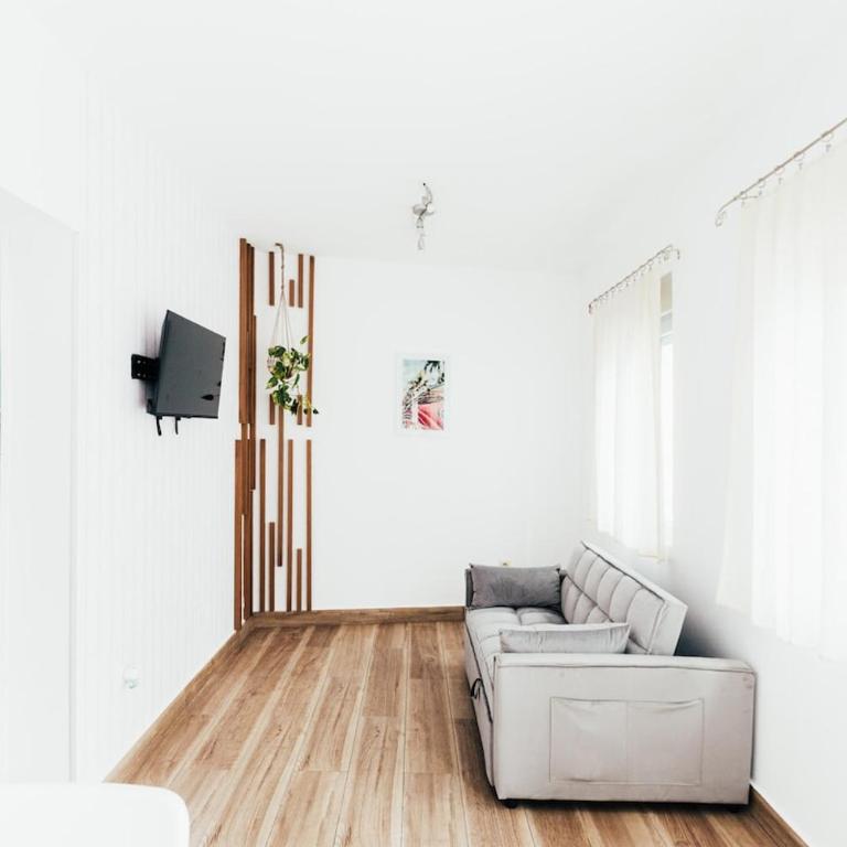 Orquideas Ground Floor with AC and Wifi - One-bedroom Loft Apartment - 1