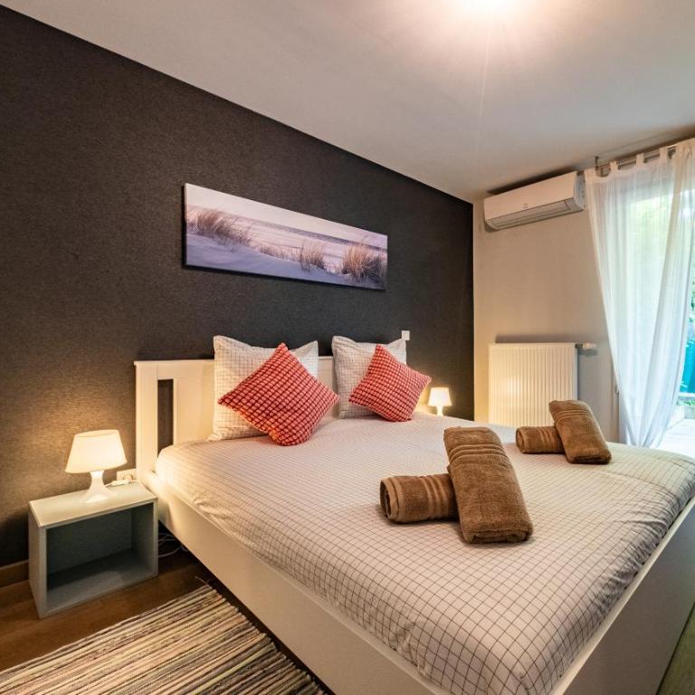 Appart Confort Max 6 Personnes Parking Gratuit - Apartamento de 2 dormitorios con terraza - 12