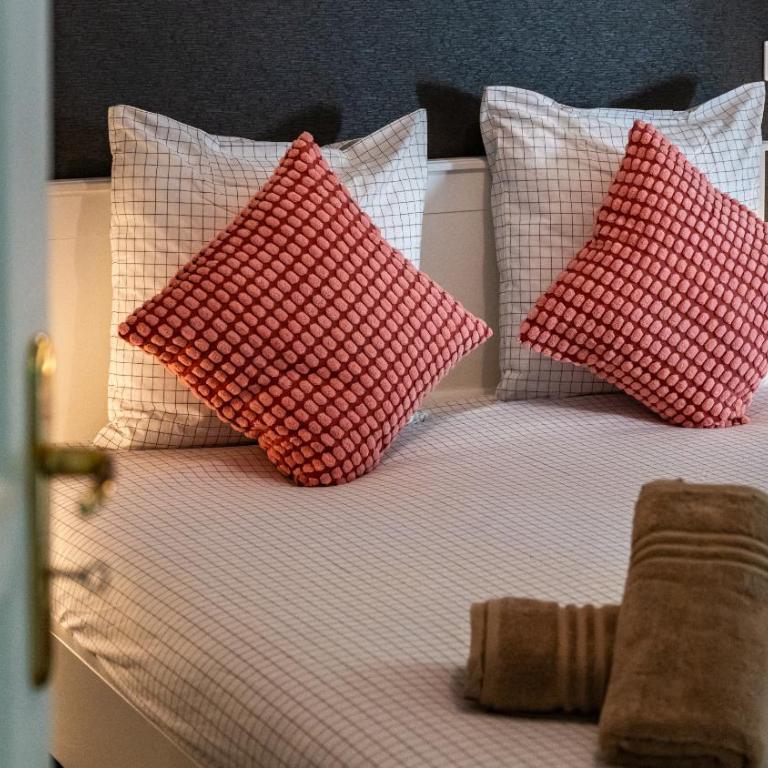 Appart Confort Max 6 Personnes Parking Gratuit - Apartamento de 2 dormitorios con terraza - 36