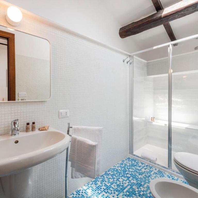 Luxury Sea Front Penthouse - B Home - Appartamento con 2 Camere da Letto e con Vista - 9