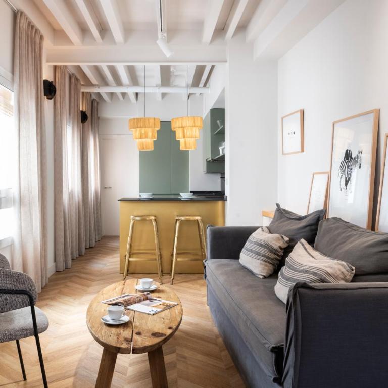 R26 Suites Sevilla - Apartamento Superior de 1 dormitorio - 2
