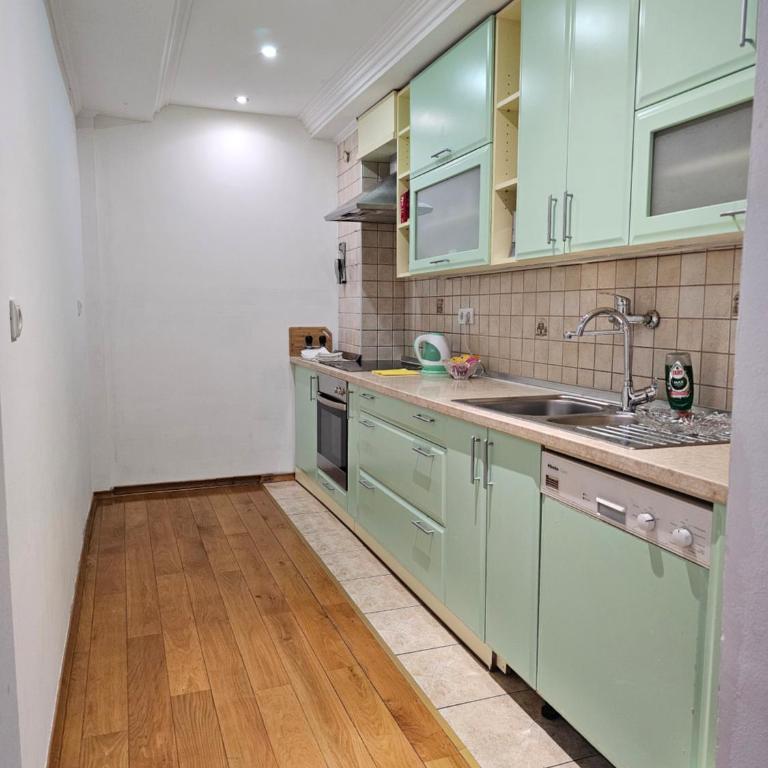 Ramonda Apartment Banja Luka - Three-Bedroom Apartment - 2
