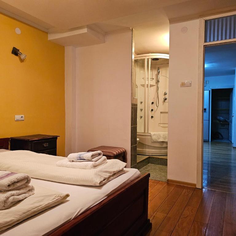 Ramonda Apartment Banja Luka - Three-Bedroom Apartment - 8