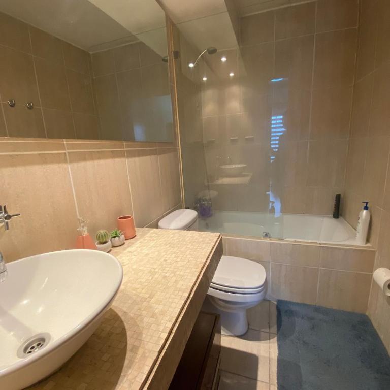 Cómodo apartamento en la mejor ubicación de Providencia - Two-Bedroom Apartment - 28