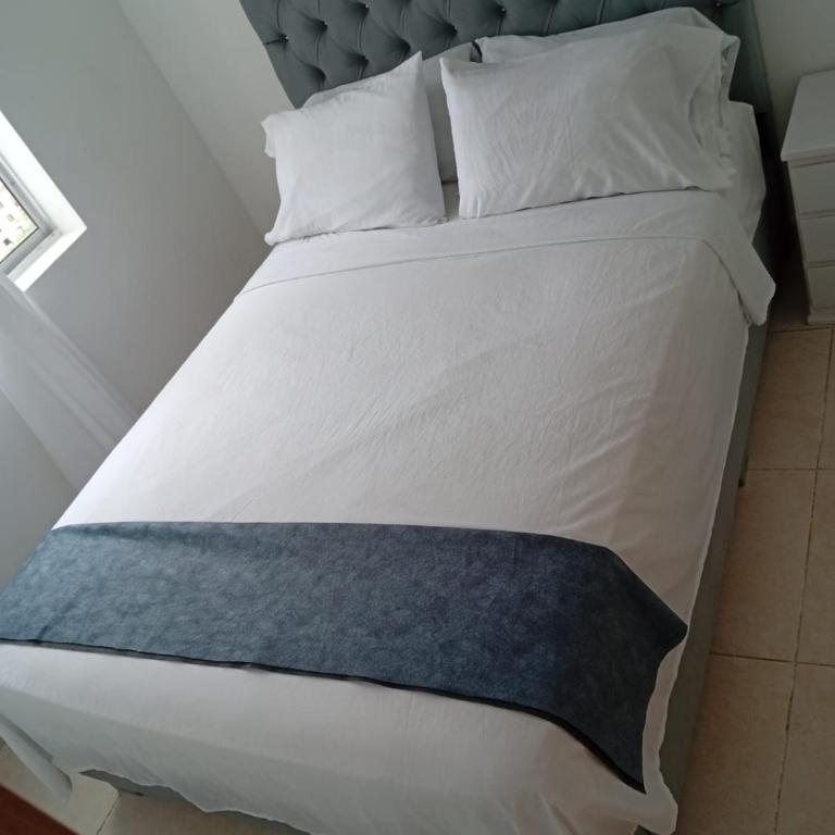 Apartamento con una hermosa vista cerca al aeropuerto - Apartamento de 2 dormitorios - 1